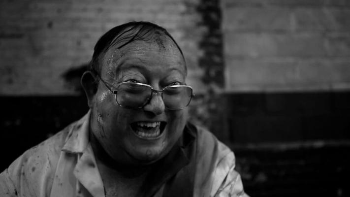 [3.28 GB] The Human Centipede II (Full Sequence) / Human Multious Digital 2 (Extended Directory Version) (Tom Six / Tom Six, Six Entertainment) [2011, BDSM, Horror, Thriller, Fetish, Copro 720p]