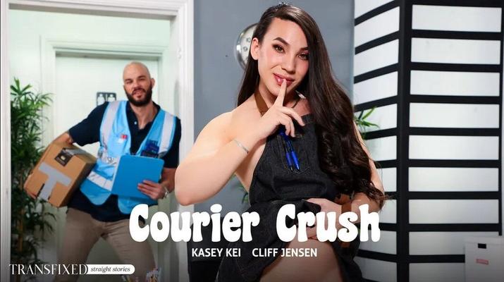 [Transfixed.com/AdultTime.com]Cliff Jensen, Kasey Kei(Courier Crush)[2024, Transsexuell, Spielfilm, Hardcore, All Sex, Anal 1080p]